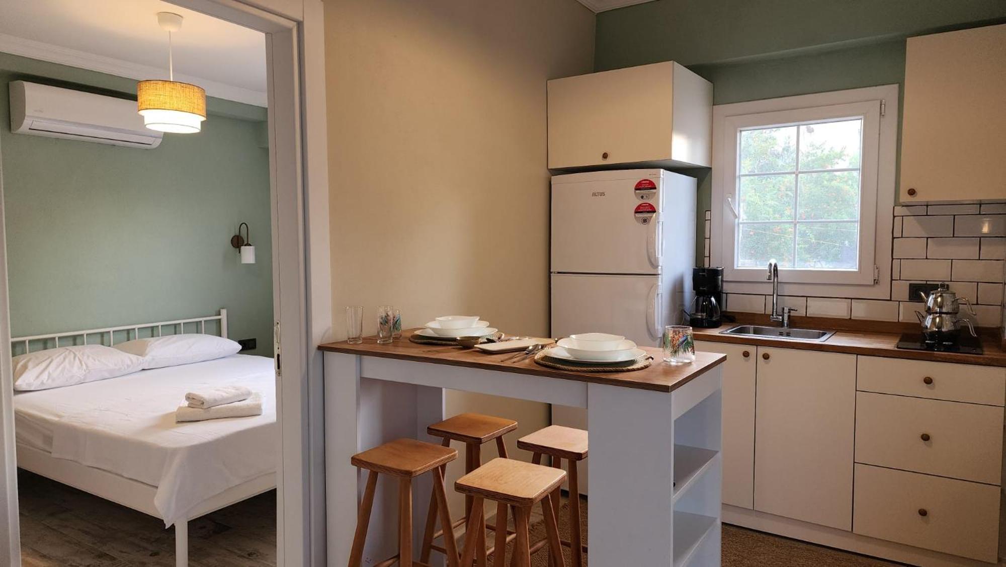 Alpi Lemon House- Quite, Close To The Sea And